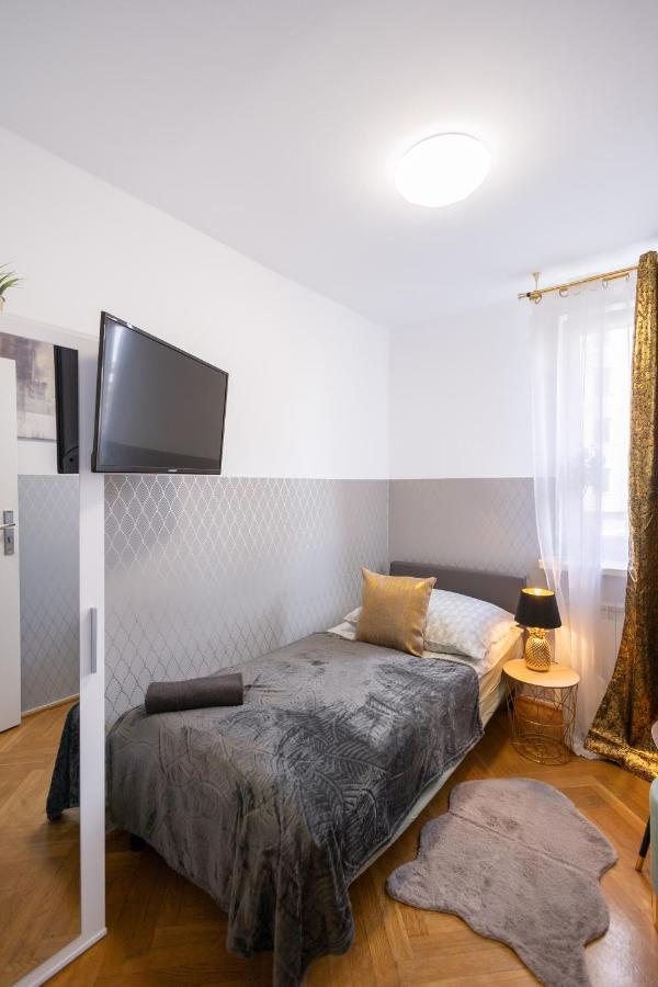 Clicktheflat Stawki Apart Rooms Varsovia Exterior foto